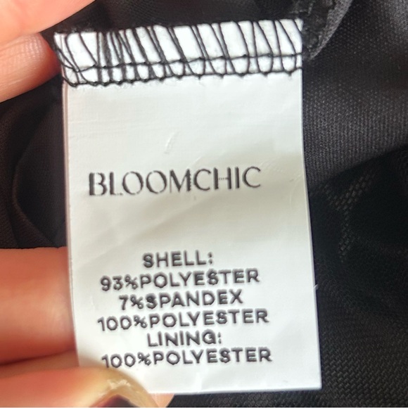 (NWT) Bloomchic - Black Floral Long Sleeve Top - Picture 3 of 9